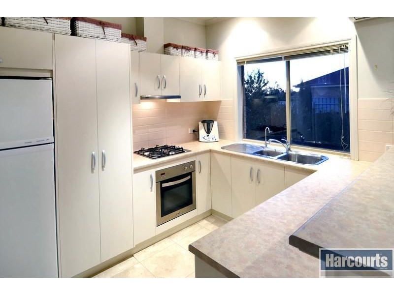 25 Elizabeth Crescent, Hallett Cove SA 5158
