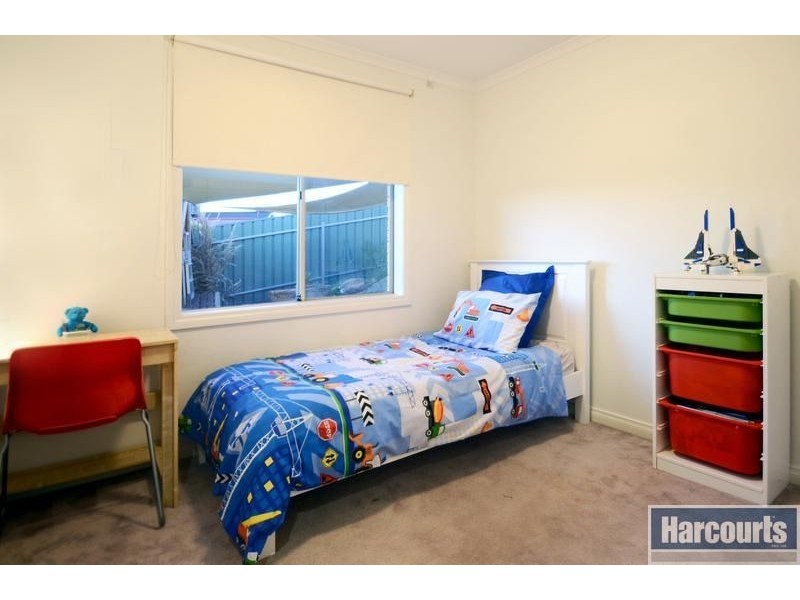25 Elizabeth Crescent, Hallett Cove SA 5158