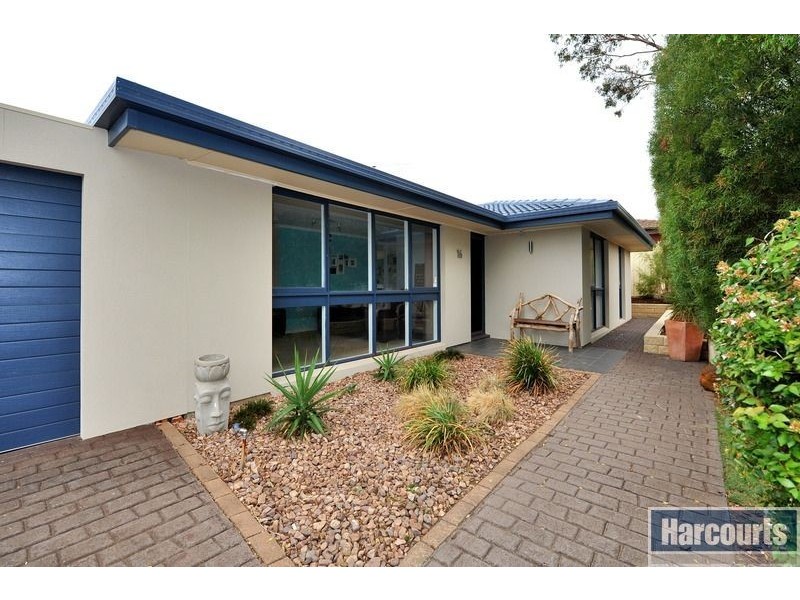 16 Serica Steet, Hallett Cove SA 5158