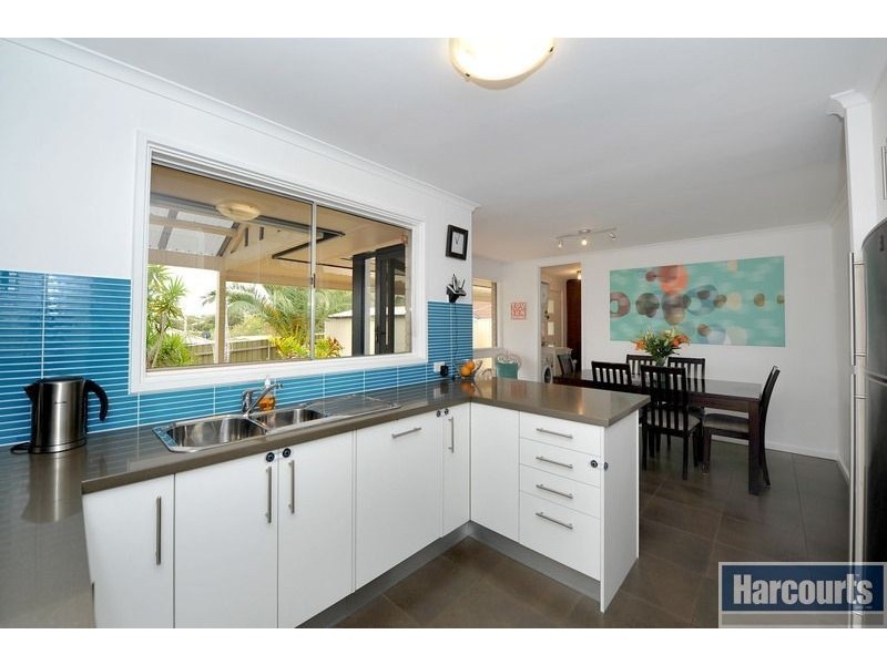 16 Serica Steet, Hallett Cove SA 5158