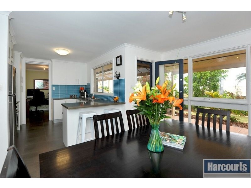 16 Serica Steet, Hallett Cove SA 5158