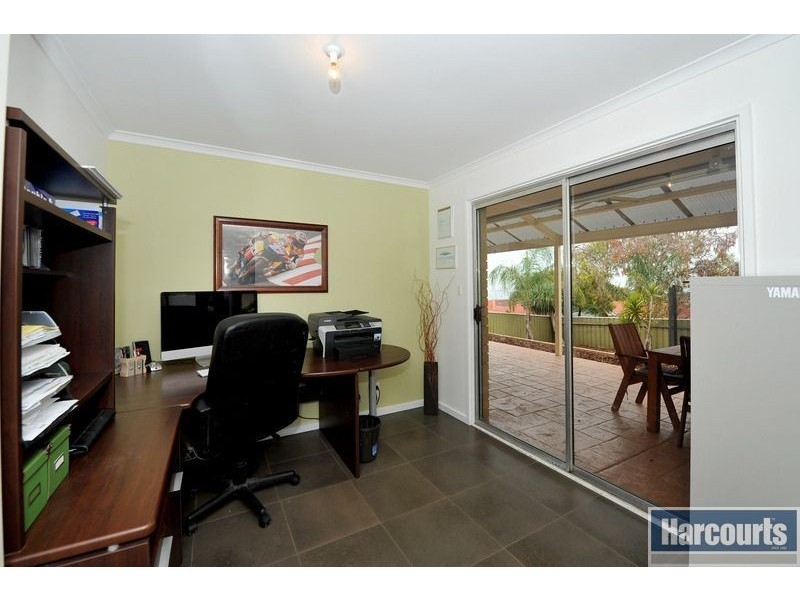 16 Serica Steet, Hallett Cove SA 5158