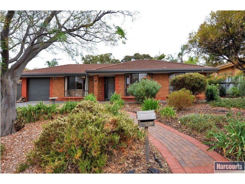 12 Lucretia Way, Hallett Cove SA 5158