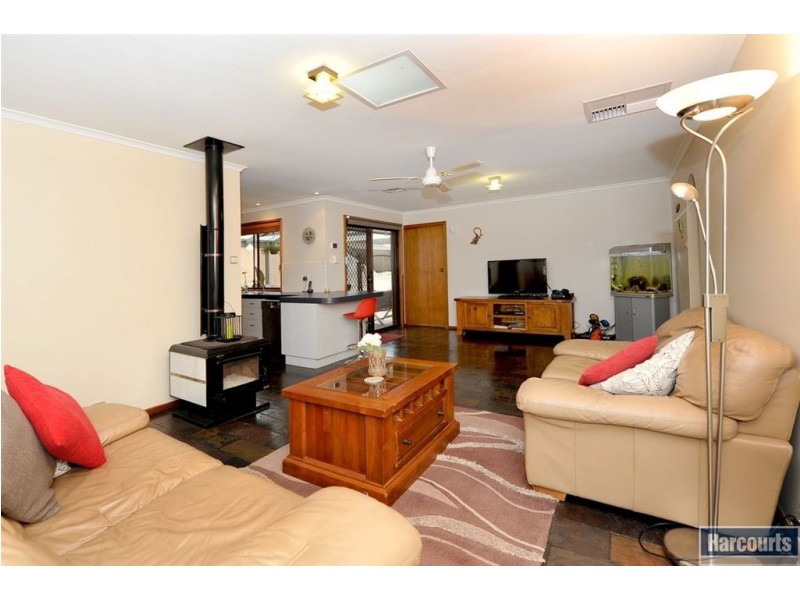 12 Lucretia Way, Hallett Cove SA 5158