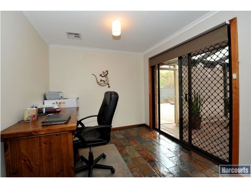 12 Lucretia Way, Hallett Cove SA 5158
