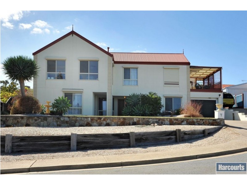 3 Kopoola Court, Hallett Cove SA 5158
