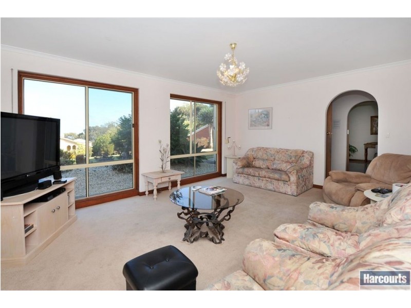 3 Kopoola Court, Hallett Cove SA 5158