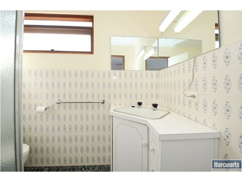 3 Kopoola Court, Hallett Cove SA 5158