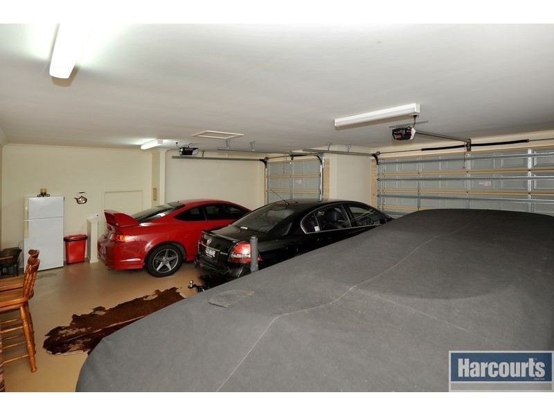 35 Coulter Street, Flagstaff Hill SA 5159