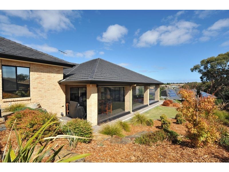 35 Coulter Street, Flagstaff Hill SA 5159