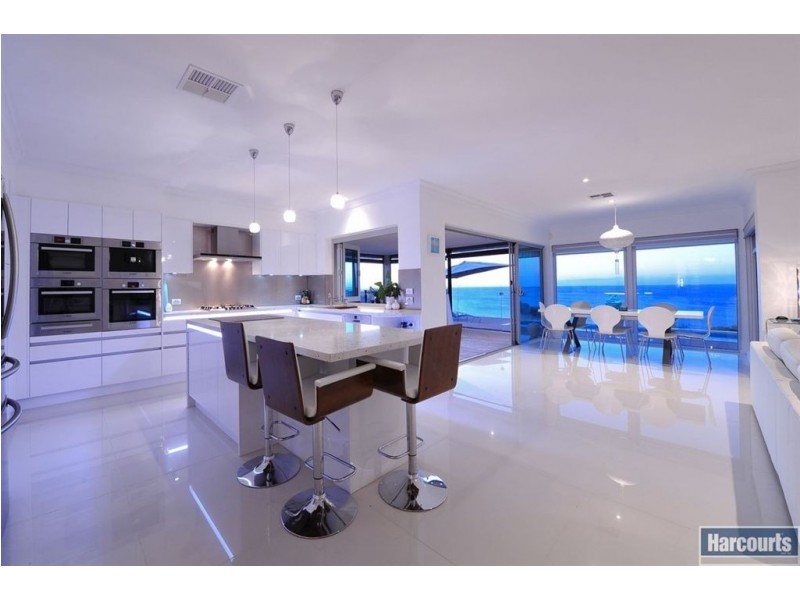 17 Balboa Drive, Hallett Cove SA 5158