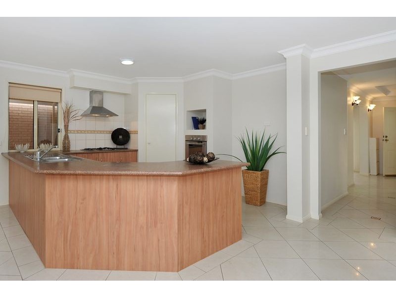 1 Islington Drive, Sheidow Park SA 5158