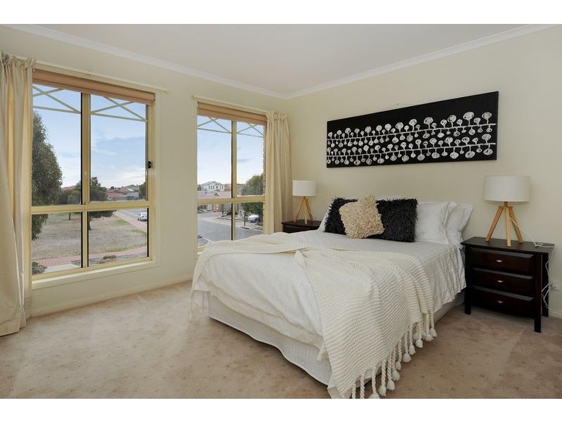 1 Islington Drive, Sheidow Park SA 5158