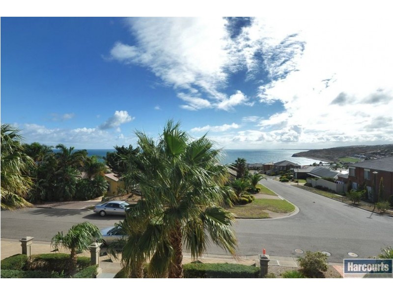 10 Petrel Close, Hallett Cove SA 5158