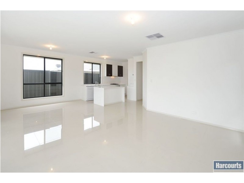 18 & 18A Finchley Street, Clovelly Park SA 5042