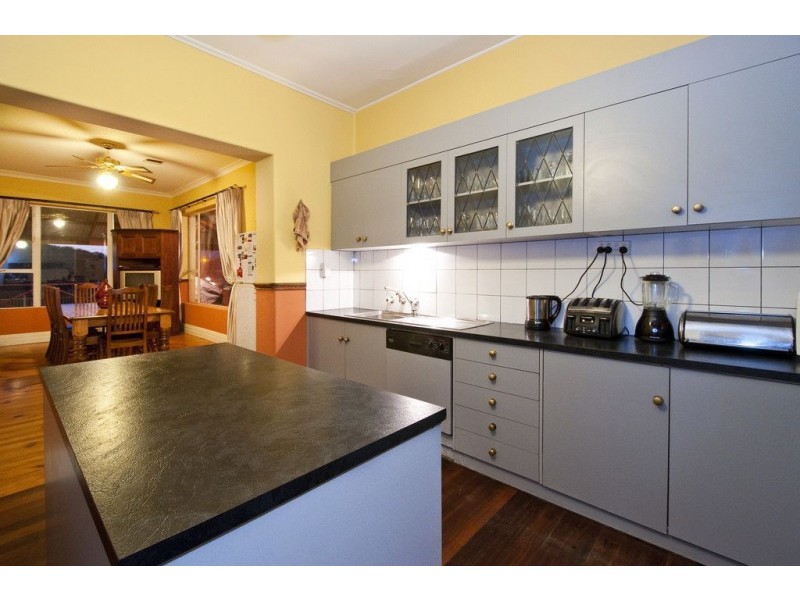 49 Vennachar Drive, Hallett Cove SA 5158