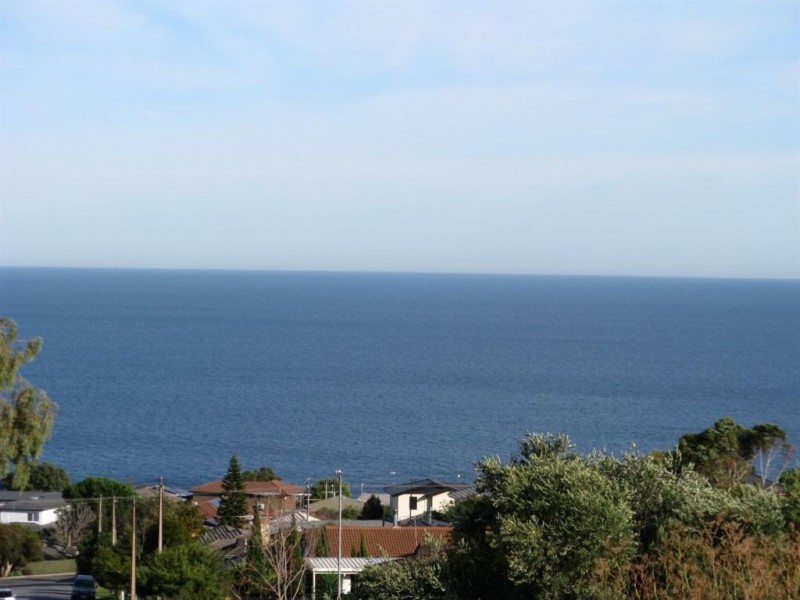 6 Wonggo Street, Hallett Cove SA 5158