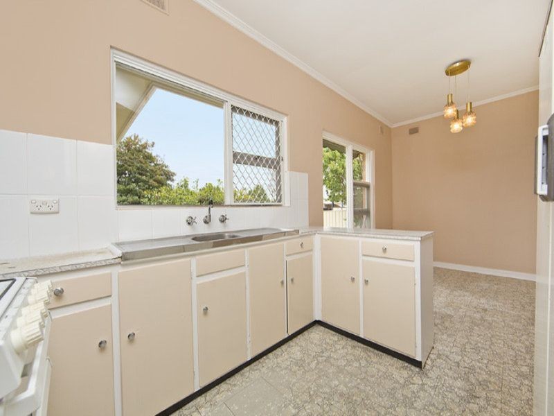 42 Burbank Avenue, Bedford Park SA 5042