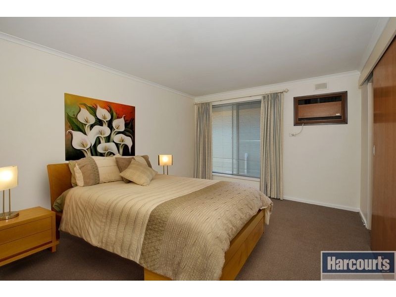 9 Marine Avenue, Hallett Cove SA 5158