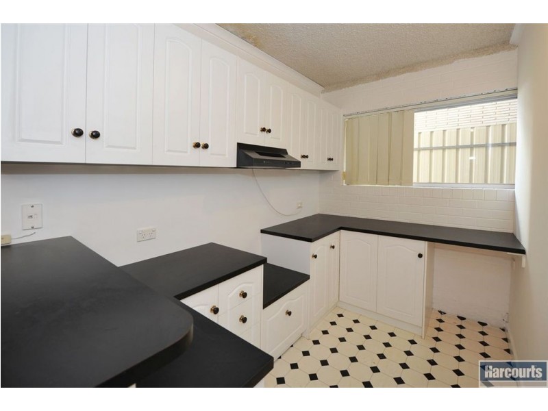 9 Marine Avenue, Hallett Cove SA 5158