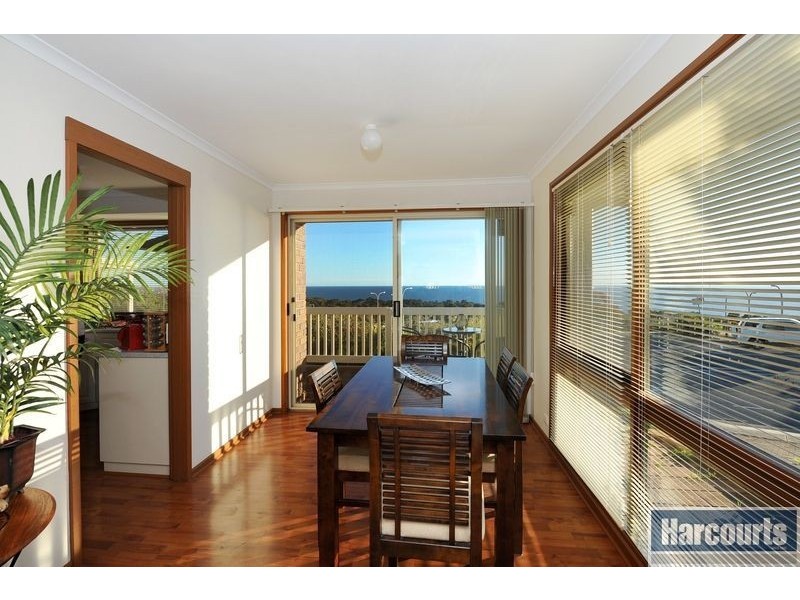 172 Perry Barr Road, Hallett Cove SA 5158