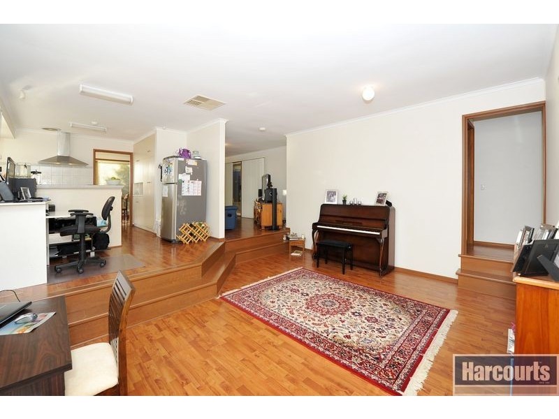 172 Perry Barr Road, Hallett Cove SA 5158