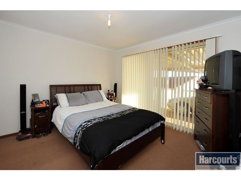 172 Perry Barr Road, Hallett Cove SA 5158
