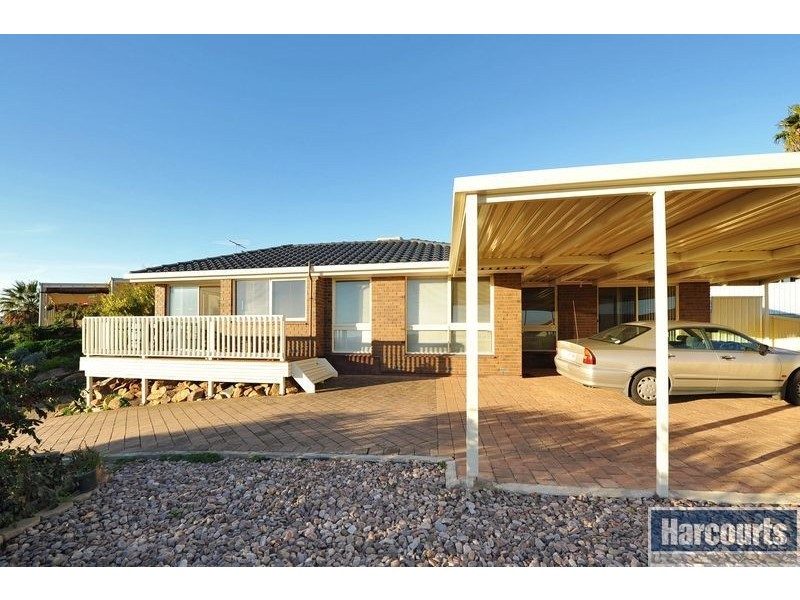 172 Perry Barr Road, Hallett Cove SA 5158