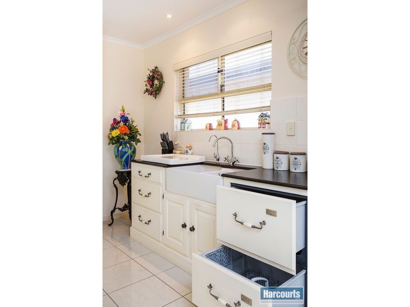 14 Manos Court, Seacliff Park SA 5049