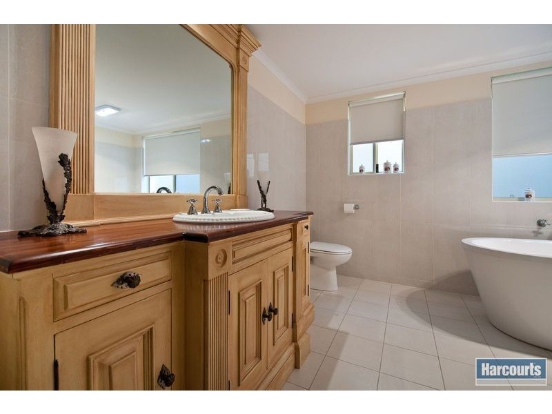 14 Manos Court, Seacliff Park SA 5049