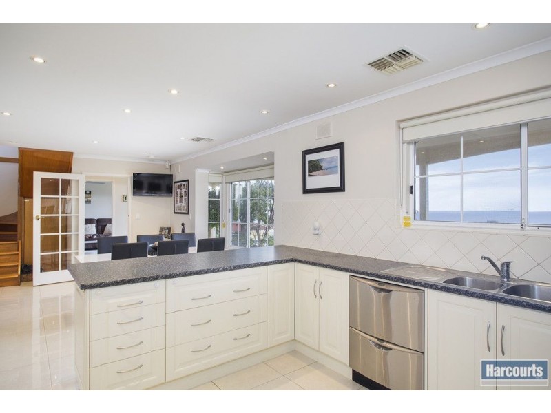 4 Ingomar Court, Hallett Cove SA 5158