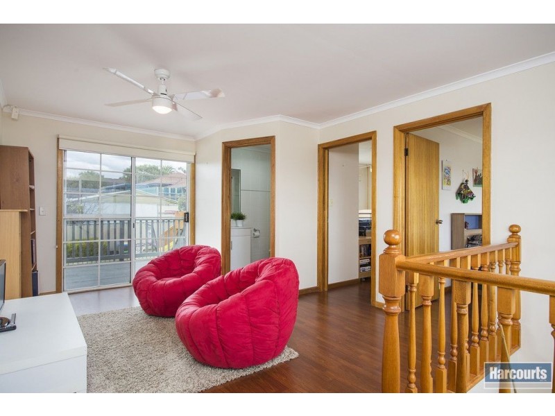 4 Ingomar Court, Hallett Cove SA 5158