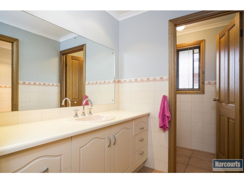 7 Sandpiper Terrace, Hallett Cove SA 5158
