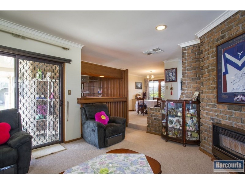 32 Barramundi Drive, Hallett Cove SA 5158