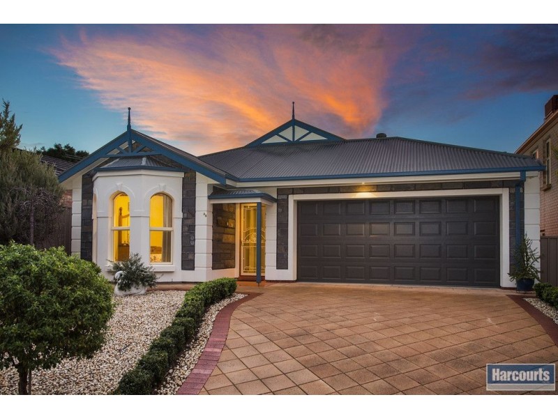 35 Freebairn Drive, Hallett Cove SA 5158