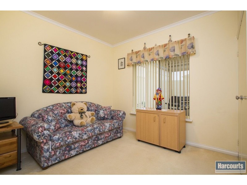 35 Freebairn Drive, Hallett Cove SA 5158