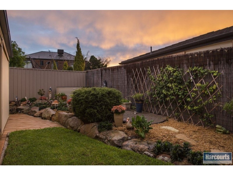 35 Freebairn Drive, Hallett Cove SA 5158