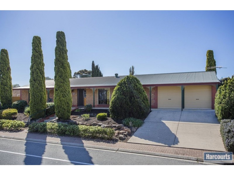 15 Woodcroft Drive, Morphett Vale SA 5162
