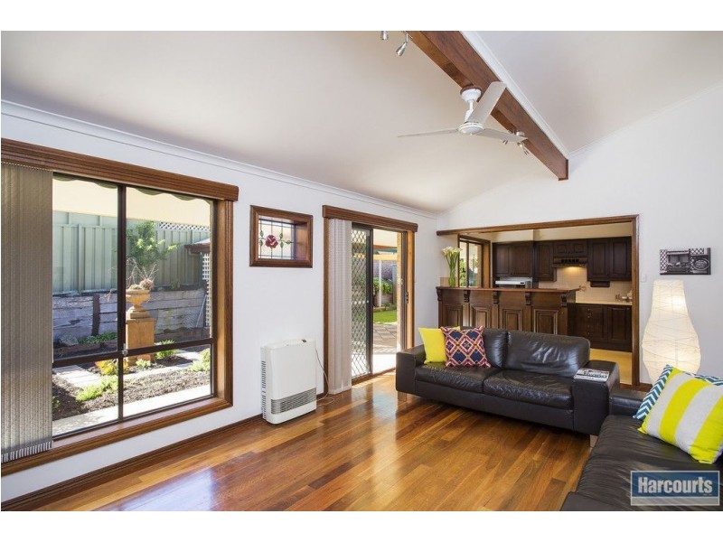 15 Woodcroft Drive, Morphett Vale SA 5162