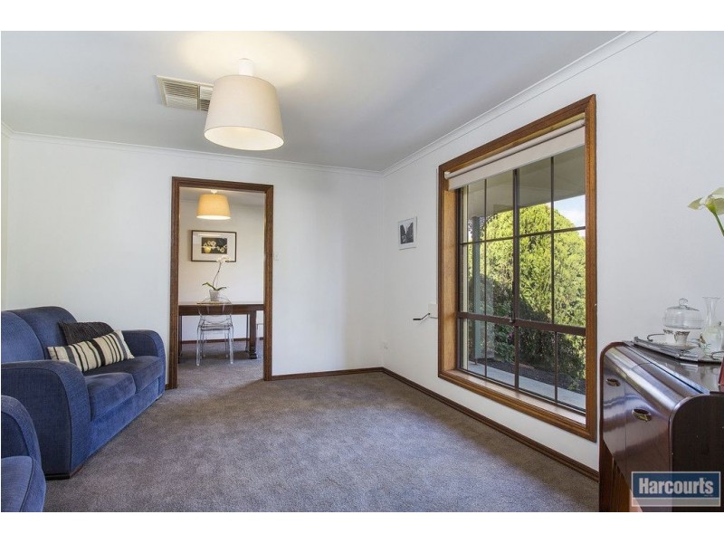 15 Woodcroft Drive, Morphett Vale SA 5162
