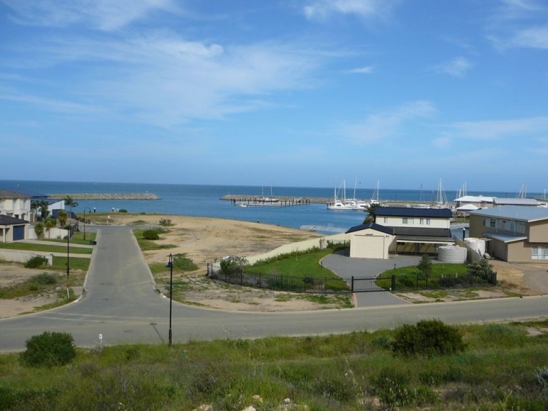 35 Marina Drive, Port Vincent SA 5581