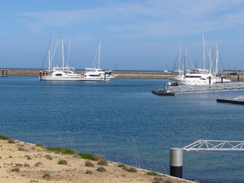 35 Marina Drive, Port Vincent SA 5581