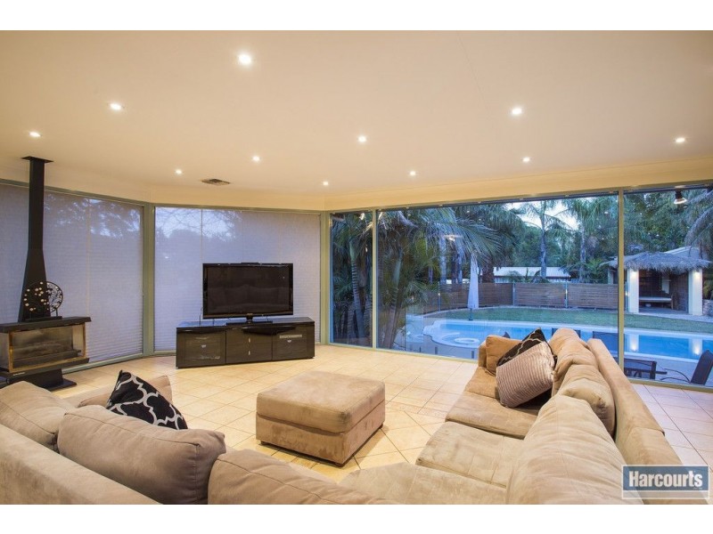 39 French Crescent, Trott Park SA 5158