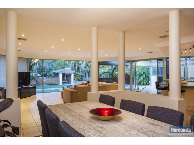 39 French Crescent, Trott Park SA 5158