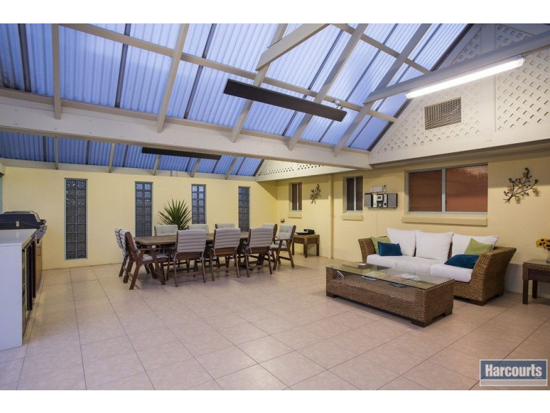 39 French Crescent, Trott Park SA 5158