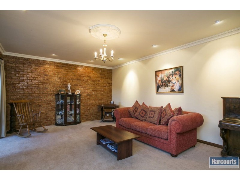 6 Lucretia Way, Hallett Cove SA 5158