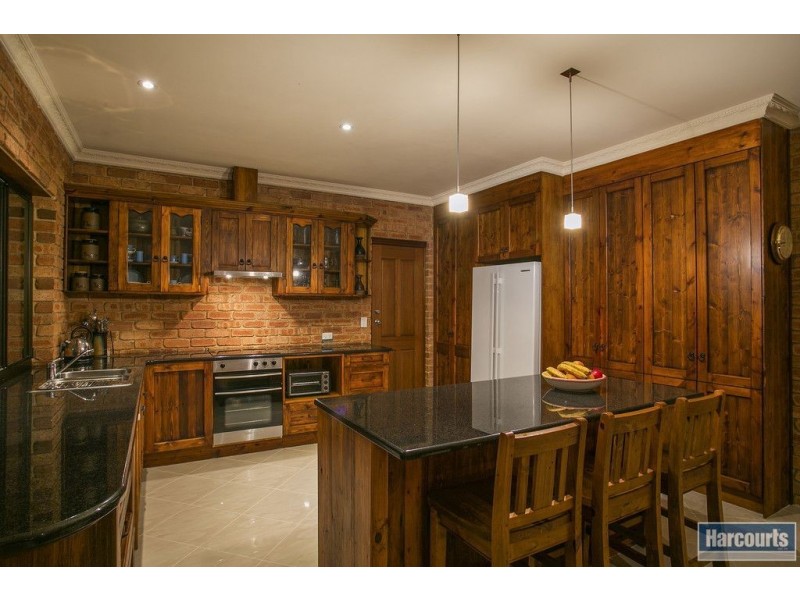6 Lucretia Way, Hallett Cove SA 5158