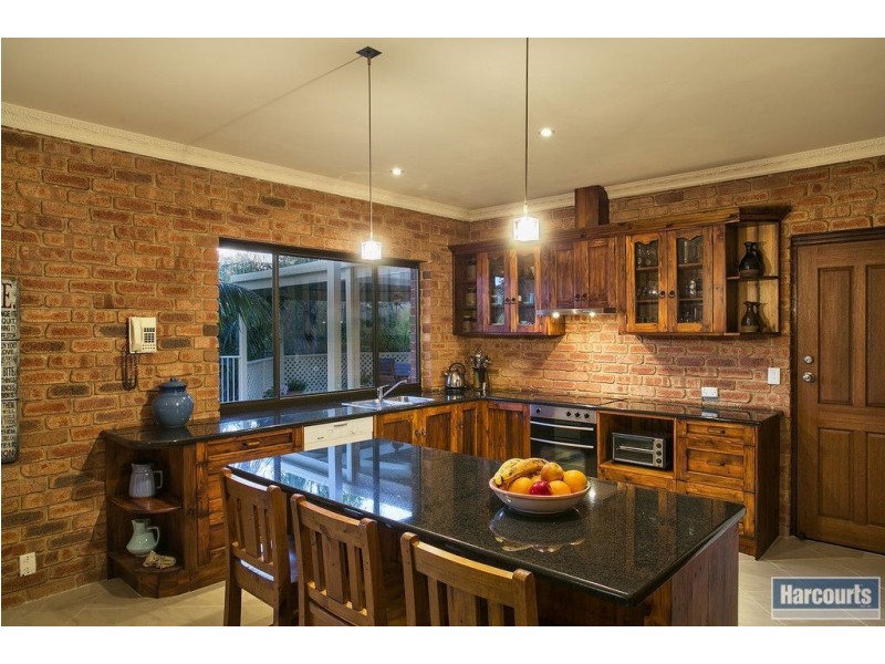 6 Lucretia Way, Hallett Cove SA 5158