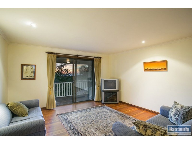 6 Lucretia Way, Hallett Cove SA 5158