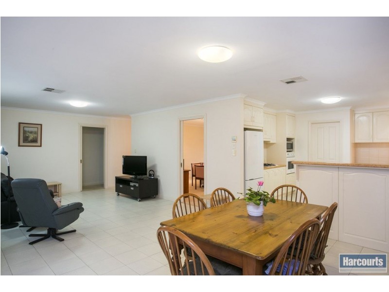 12 Phillip Court, Hallett Cove SA 5158